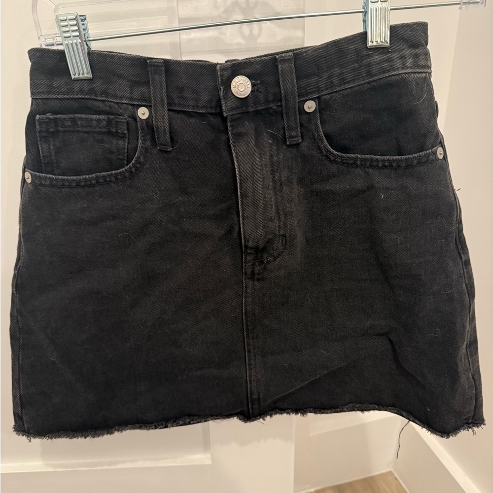 Madewell black denim skirt